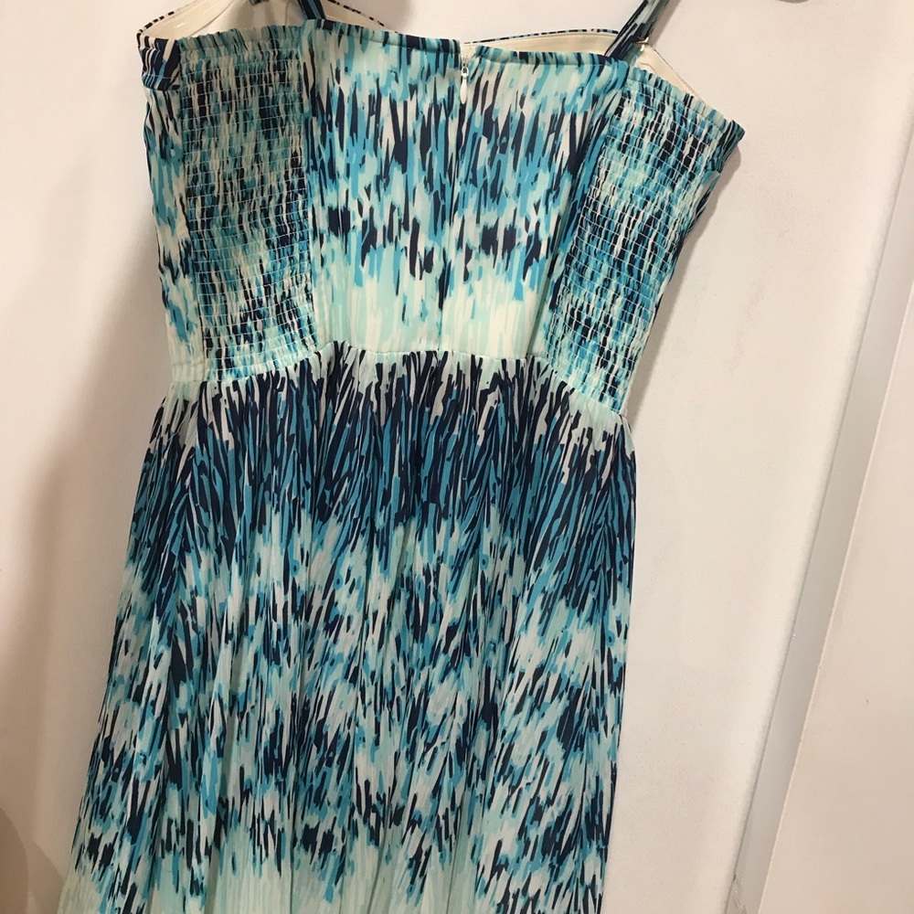 GUESS Dress - Picture 3 of 3
